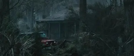 Evil Dead / Зловещие мертвецы: Черная книга (2013)