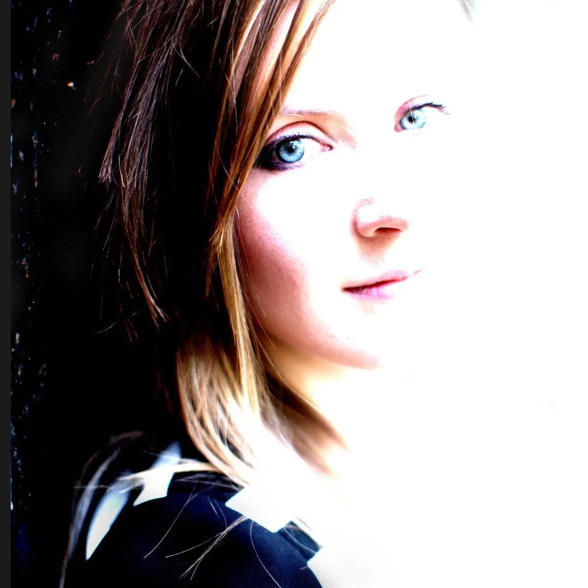 Caroline McLavy - Electrostatic (2013)