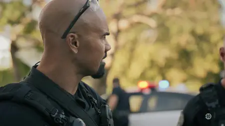 S.W.A.T. S07E03
