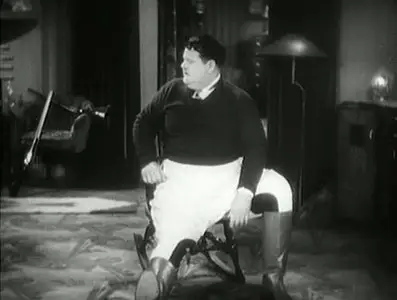 LAUREL & HARDY: Die Qual mit den Stiefeln (1931)