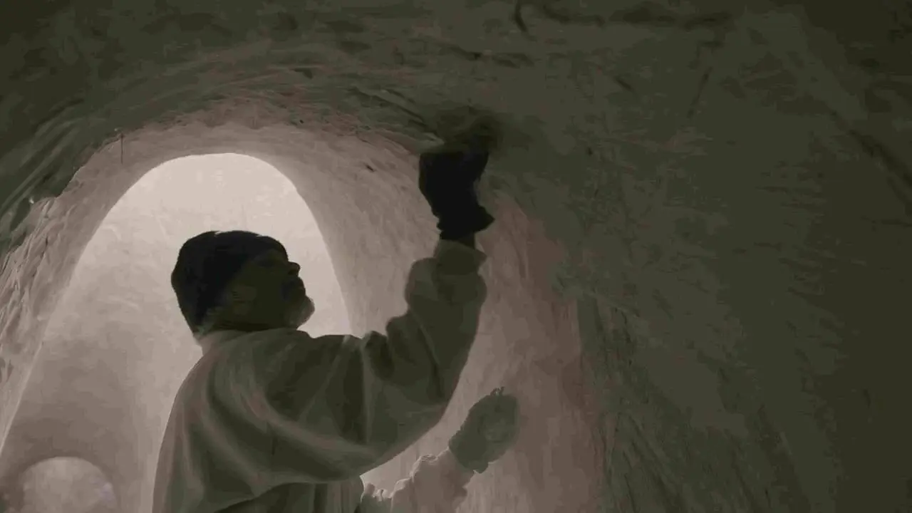 Karof Films - Cave Digger (2014)