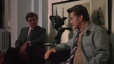 Loophole (1981)