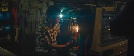 Curfew S01E01