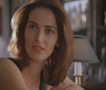 Temptress (1995)