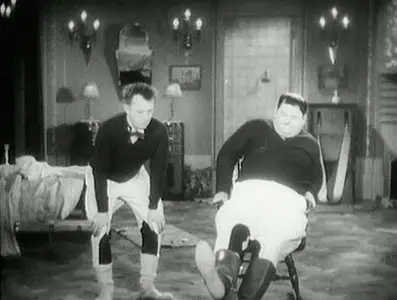 LAUREL & HARDY: Die Qual mit den Stiefeln (1931)