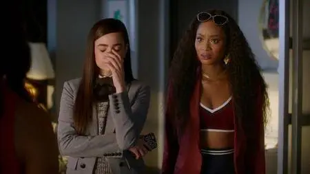 Famous in Love S02E10