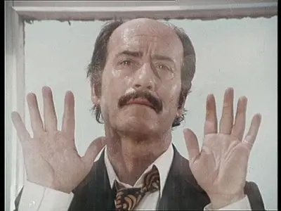 The Phone Box (1972)