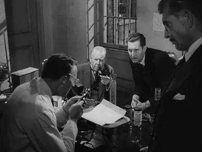 Lured (1947)