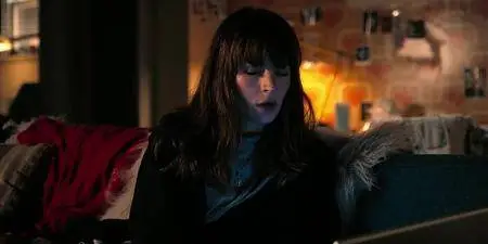 Girlboss S01E11