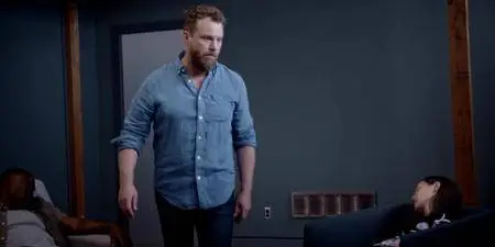 Travelers S02E12