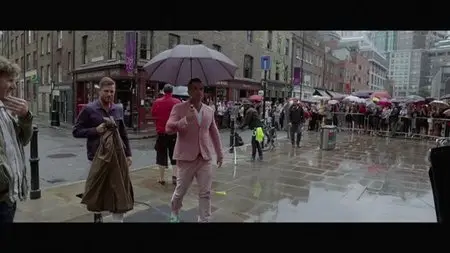 Robbie Williams - Take The Crown (2012) [CD+DVD Deluxe Edition] {Island Records}