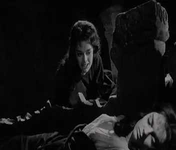 Black Sunday / La maschera del demonio (1960)