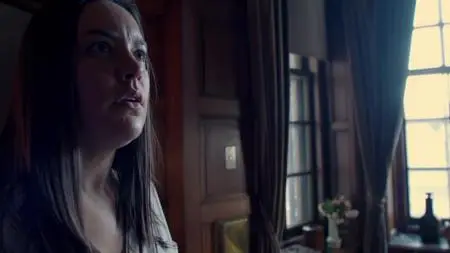 Hotel Paranormal S01E10 S02E01