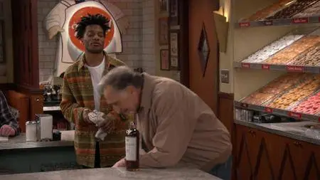 Superior Donuts S02E15