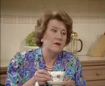 Keeping Up Appearances (1990)