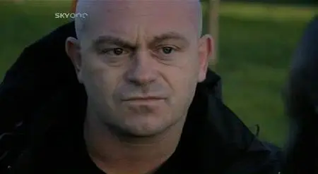 Ross Kemp on Gangs Part Eight LONDON (Special Episode) 