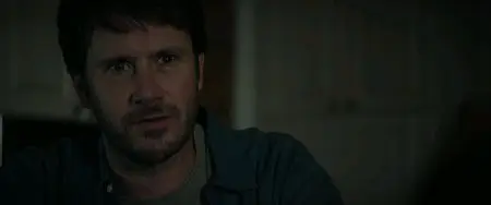 Dark Skies (2013)