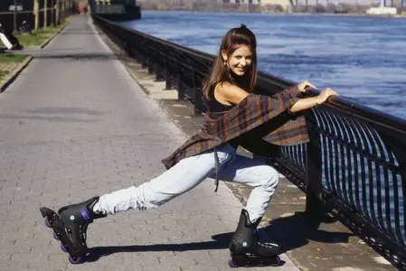 Sarah Michelle Gellar - Deborah Feingold Photoshoot 1994