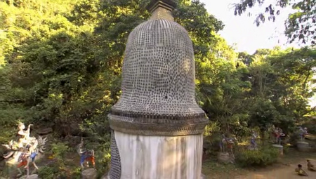 Buddha's Lost Children (2006)