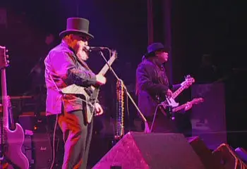 Bryan Lee - Live & Dangerous 2003 DVD (2005)