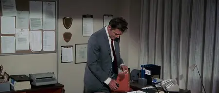 Airport (1970) [Remastered]