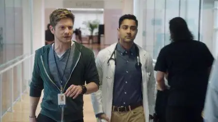 The Resident S01E01