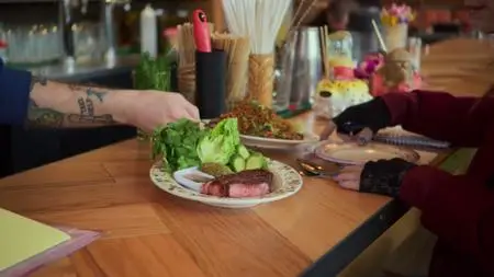 Eater's Guide to the World S01E01