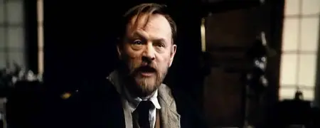 Sherlock Holmes - Gioco di ombre (2011)