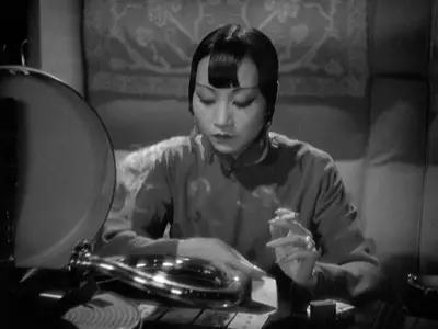 Shanghai Express (1932) [Criterion] + Extras & Commentary