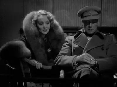 Shanghai Express (1932) [Criterion] + Extras & Commentary