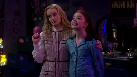 Vampirina: Teenage Vampire S01E01