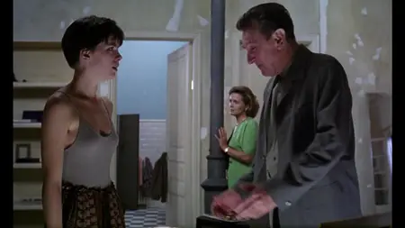 Uncovered (1994)