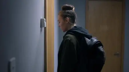 Clique S01E02