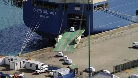 Aerial Africa S01E01