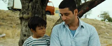 Almanya - La mia famiglia va in Germania (2011)