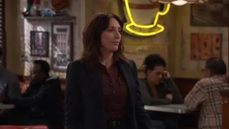Superior Donuts S02E19