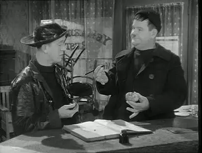LAUREL & HARDY: Any Old Port (1931)