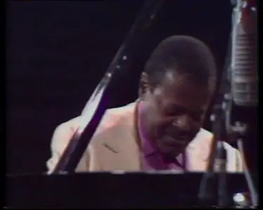 Norman Granz Jazz In Montreux: Oscar Peterson - Solo '75 (2005)