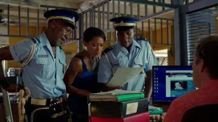 Death in Paradise S07E03