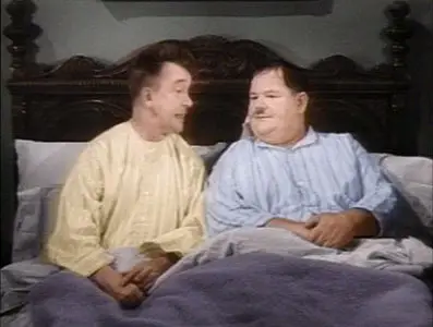 LAUREL & HARDY: A Chump At Oxford (1940) - colored -