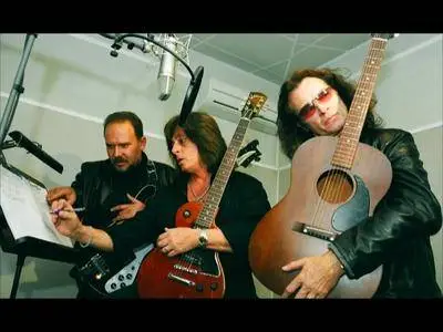 Glenn Hughes And Joe Lynn Turner In Michael Men Project - Made In Moscow (2005)