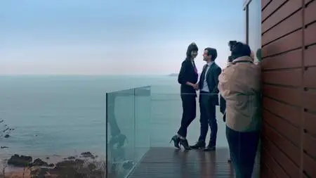 Clique S01E02