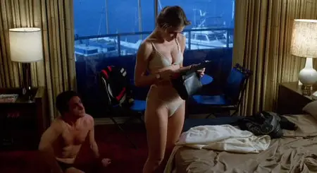 Love & Money (1982) 