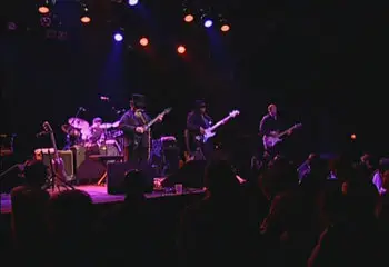 Bryan Lee - Live & Dangerous 2003 DVD (2005)