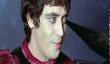 Un Amleto di meno / One Hamlet Less (1973)