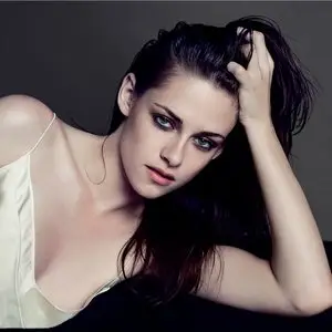 Kristen Stewart  by Inez van Lamsweerde and Vinoodh Matadin for V Magazine Spring Preview 2013