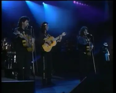 The Gipsy Kings - Tierra Gitana And Live In Concert (2005)