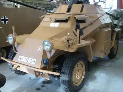 Sdkfz.222 Walk Around