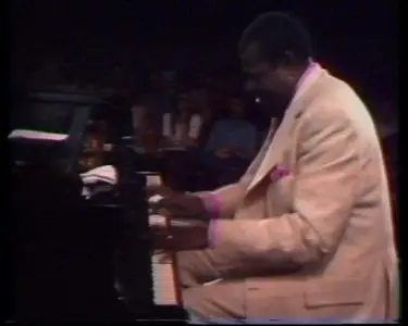 Norman Granz Jazz In Montreux: Oscar Peterson - Solo '75 (2005)