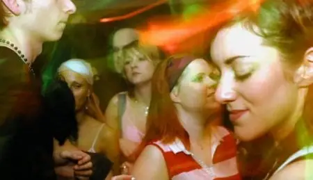 Feiern / Don’t Forget To Go Home [2006]